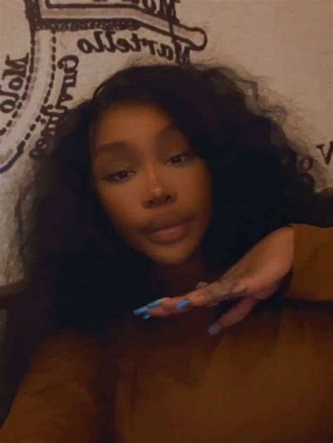 sza instagram|sza selfie.